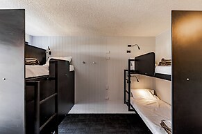 BUNK Surfers Paradise - International Backpacker Hostel