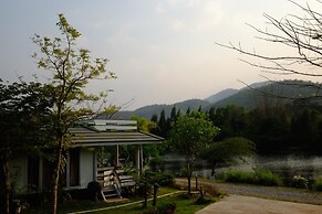 Lumphachi Lakehill Resort