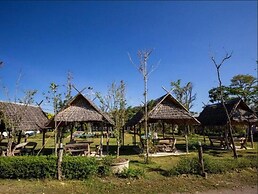 Lumphachi Lakehill Resort