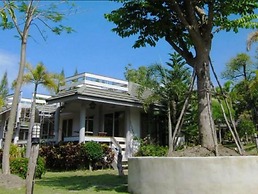 Lumphachi Lakehill Resort