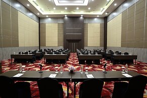 Bigland Hotel & Convention Sentul