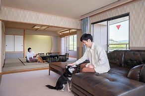 Hamanako Wanwan Paradise Hotel