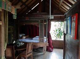 The Ermaja's Pavilion Hotel