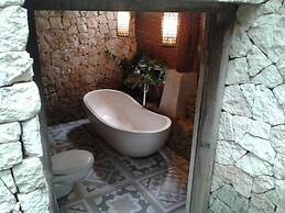 The Ermaja's Pavilion Hotel