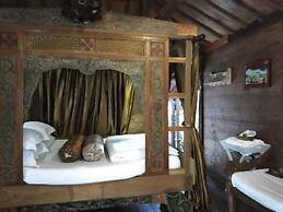 The Ermaja's Pavilion Hotel