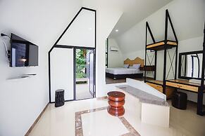 Sabai Hotel Lopburi