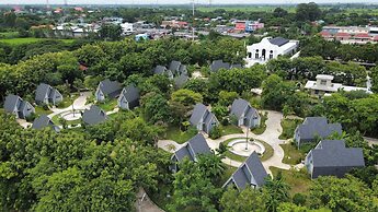 Sabai Hotel Lopburi