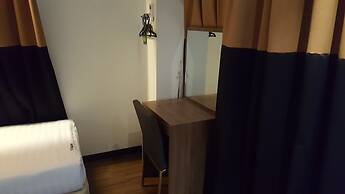 9 Square Hotel - Bangi