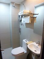 9 Square Hotel - Bangi