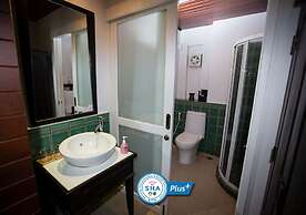 Baan Amphawa Resort & Spa