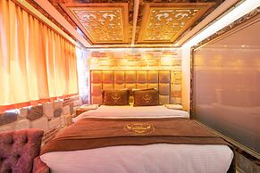 Holiday Business Otel