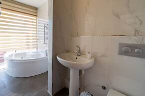 Holiday Business Otel