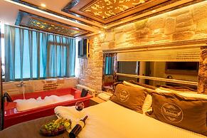 Holiday Business Otel