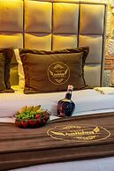 Holiday Business Otel