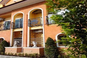 The Villa Khaopreedee