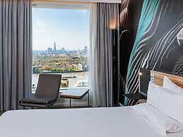 Novotel London Canary Wharf Hotel