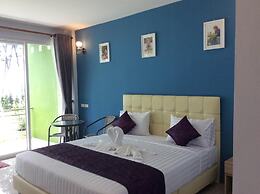 Greenseaviewresort Bangsaphan