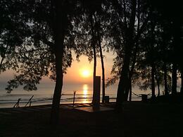 Greenseaviewresort Bangsaphan