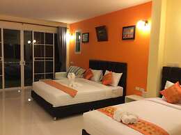 Greenseaviewresort Bangsaphan