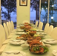 Greenseaviewresort Bangsaphan