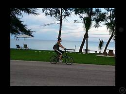 Greenseaviewresort Bangsaphan