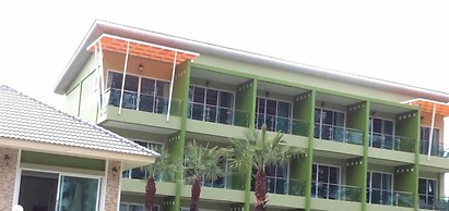 Greenseaviewresort Bangsaphan