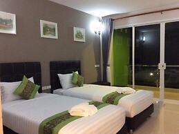 Greenseaviewresort Bangsaphan