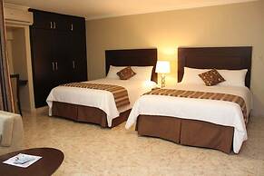 Aparthotel Sevilla Suites