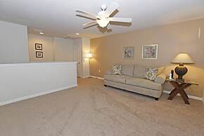 2082 Windsor Hills Townhome 4 Bedroom by Florida Star