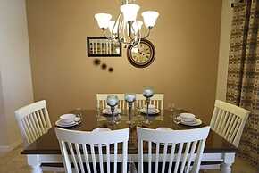 2082 Windsor Hills Townhome 4 Bedroom by Florida Star