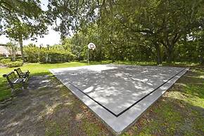 3125 VillaSol Townhome 4 Bedroom by Florida Star