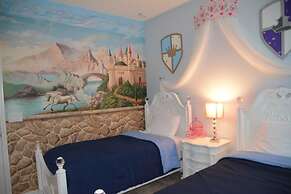 318 Watersong House 5 Bedroom by Florida Star