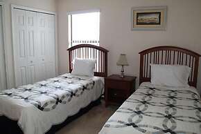 447 High Grove House 4 Bedroom by Florida Star