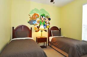 7664 The Windsor House 3 Bedroom by Florida Star