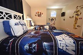 7742 The Windsor House 5 Bedroom by Florida Star