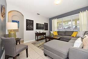 7767 The Windsor House 6 Bedroom by Florida Star