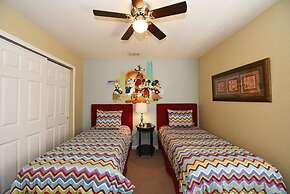 7825 The Windsor House 6 Bedroom by Florida Star