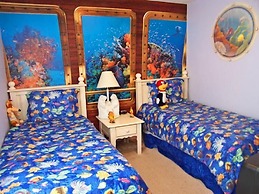 8160 The Windsor House 4 Bedroom by Florida Star