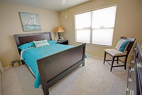 Corbett Drive Home 3 Bedroom by The VIR Group