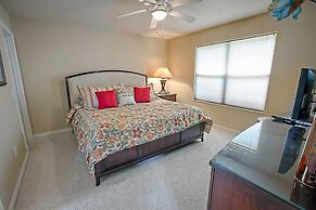 Corbett Drive Home 3 Bedroom by The VIR Group