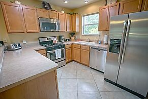 Corbett Drive Home 3 Bedroom by The VIR Group