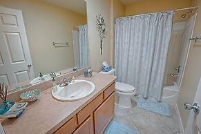 Corbett Drive Home 3 Bedroom by The VIR Group