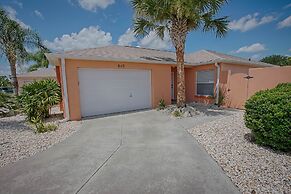 Nuevo Leon Lane Home 2 Bedroom by The VIR Group