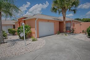 Nuevo Leon Lane Home 2 Bedroom by The VIR Group