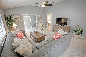 Nuevo Leon Lane Home 2 Bedroom by The VIR Group