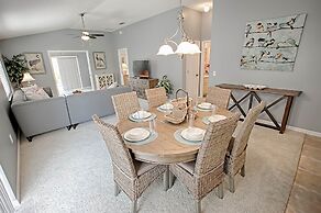 Nuevo Leon Lane Home 2 Bedroom by The VIR Group