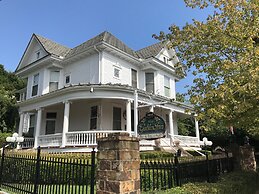 The Gables Inn Bed & Breakfast