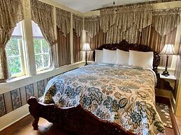 The Gables Inn Bed & Breakfast
