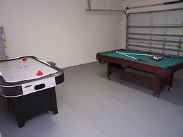 956 Watersong House 6 Bedroom by Florida Star