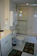 Waterscape 1 Bedroom Apartment by BnD